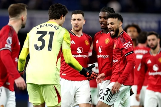 Manchester United tiến sát vé Champions League: Nhiệm vụ 6 điểm trong 5 trận cuối
