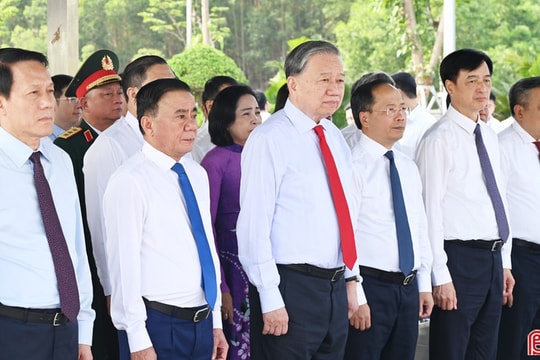 Lãnh đạo Đảng, Nhà nước dâng hương tưởng nhớ Tổng Bí thư Hà Huy Tập