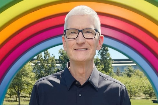 Apple công bố lộ trình thay đổi CEO: Tim Cook nhường vị trí cho John Ternus vào năm 2026