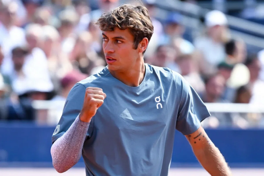 Ben Shelton vô địch Munich Open: Khi võ sĩ giác đấu thất bại và màn trêu đùa bạn gái