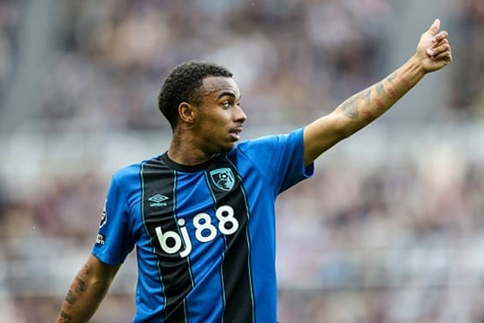 Man Utd săn đón Eli Junior Kroupi: Cỗ máy ghi bàn 60 triệu bảng có gì đặc biệt?