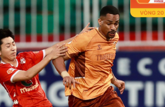 Thủ môn Đình Triệu rực sáng giúp Hải Phòng cầm hòa HAGL tại V.League