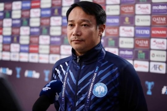 HLV Vũ Hồng Việt quyết tâm đưa Nam Định vào chung kết ASEAN Club Championship