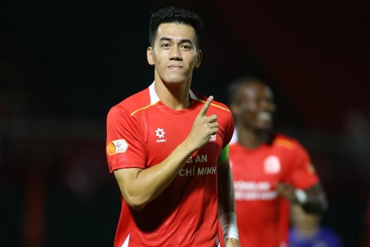 V.League 2025/26 và cơn khát trung phong nội: Khi ngoại binh chiếm lĩnh vòng cấm