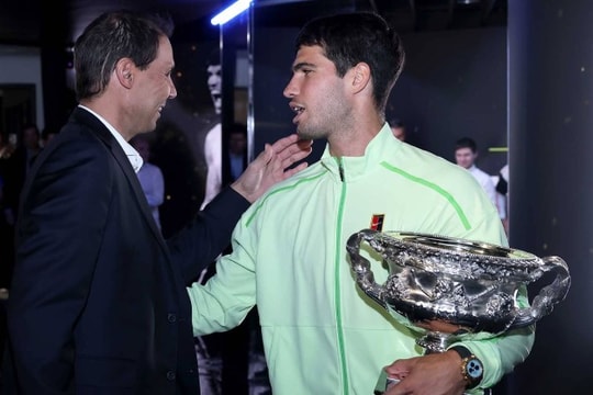 Roland Garros 2026 rúng động: Carlos Alcaraz rút lui và thông điệp từ Rafael Nadal
