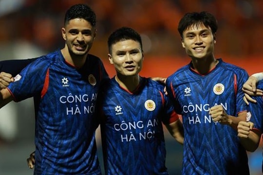 CLB Công an Hà Nội xây dựng đế chế bền vững bằng loạt hợp đồng dài hạn