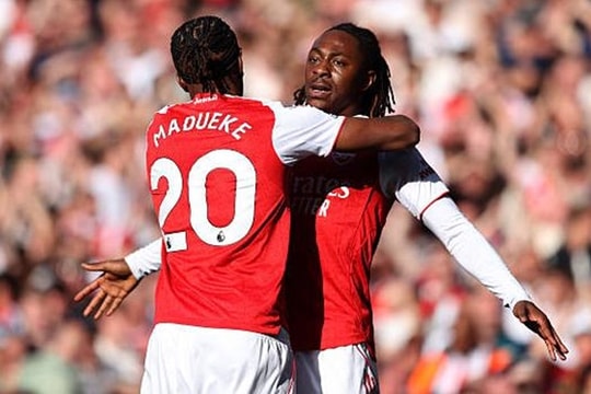 Arsenal hạ Newcastle 1-0: Khẳng định bản lĩnh thợ săn trong cuộc đua vô địch