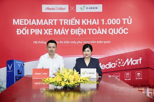 V-Green và MediaMart hợp tác lắp đặt 1.000 tủ đổi pin xe máy điện VinFast trên toàn quốc