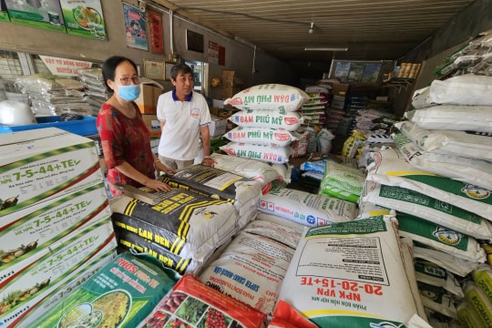 Giá phân bón hôm nay 28/4: Tăng mạnh, DAP Nga 1,27 triệu/bao