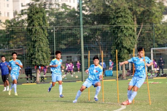 HLV Yutaka Ikeuchi triệu tập 41 cầu thủ U19 Việt Nam: Làn gió mới từ Tây Ban Nha
