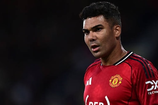 Chấm điểm Man United thắng Brentford: Casemiro thiết lập kỷ lục, Harry Maguire hồi sinh mạnh mẽ