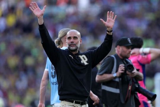 Dấu hiệu Pep Guardiola rời Man City: Sự thảnh thơi kỳ lạ và nghịch lý chuyển nhượng