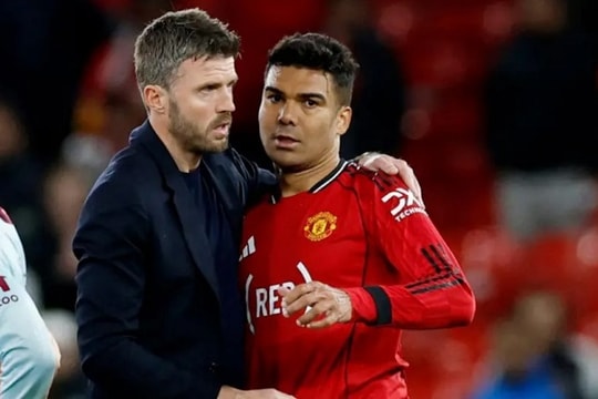 Manchester United và cuộc đại phẫu sau tấm vé Champions League: Lời chia tay Casemiro và bài toán ghế nóng