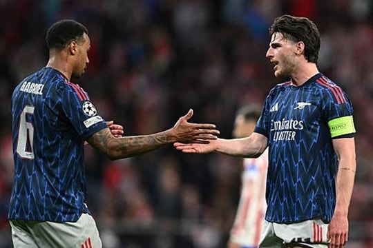 Arsenal đánh rơi chiến thắng trước Atletico Madrid trong trận hòa 1-1 đầy kịch tính tại Metropolitano