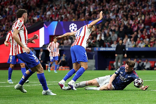 Arsenal hòa kịch tính Atletico Madrid: Đỉnh cao của nghệ thuật hắc ám và toan tính