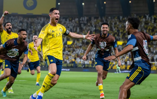 Ronaldo rực sáng, Al Nassr đánh bại Al Ahli để xây chắc ngôi đầu Saudi Pro League