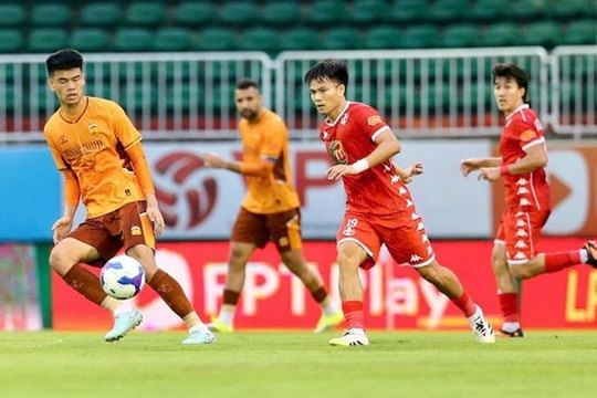 Cuộc đua trụ hạng V.League: Thanh Hóa và HAGL đi trên dây dù có lợi thế điểm số