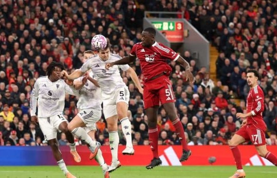 Man Utd đối đầu Liverpool: Cuộc chiến sinh tử cho tấm vé Champions League tại Old Trafford