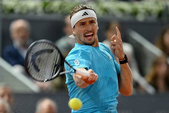 Alexander Zverev đánh bại hiện tượng Alexander Blockx, hẹn Jannik Sinner tại chung kết Madrid Open