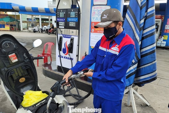 Giá xăng dầu hôm nay 3/5/2026: Bảng giá tại Petrolimex, PVOIL, Mipec, GIANGNAMPETROL