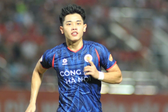 Nguyễn Đình Bắc áp sát kỷ lục của Xuân Son và biến động tại V.League 2025/26