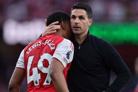 Myles Lewis-Skelly tỏa sáng rực rỡ tại trung lộ: Lời giải cho bài toán tiền vệ của Arsenal
