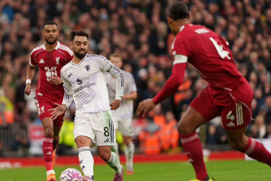 Đại chiến MU - Liverpool tại Old Trafford: 3 điểm nóng định đoạt trận derby nước Anh