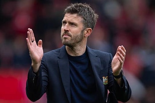 Manchester United và bài toán ghế nóng: Michael Carrick xứng đáng với bản hợp đồng dài hạn