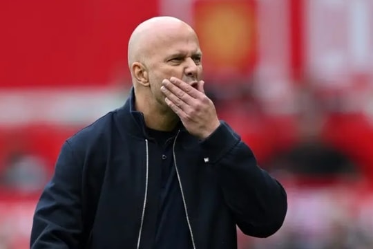 Liverpool nhận 18 thất bại mùa này: Sự bạc nhược của The Kop thời Arne Slot