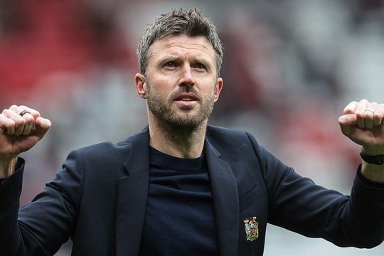 Michael Carrick hồi sinh Manchester United bằng nghệ thuật quản trị và chiến thuật hiệu quả
