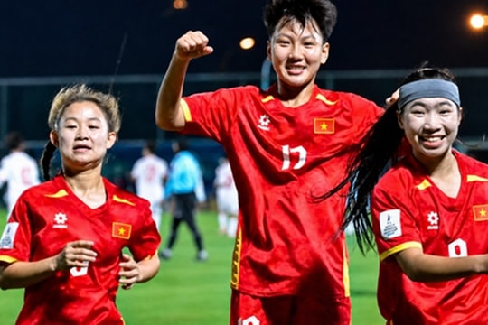 U17 nữ Việt Nam vào tứ kết châu Á sau chiến thắng 2-1 đầy kịch tính trước Myanmar