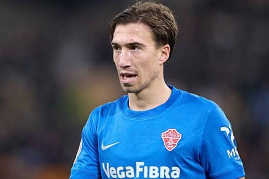 Manchester United sẵn sàng chi 20 triệu euro cho trung vệ David Affengruber