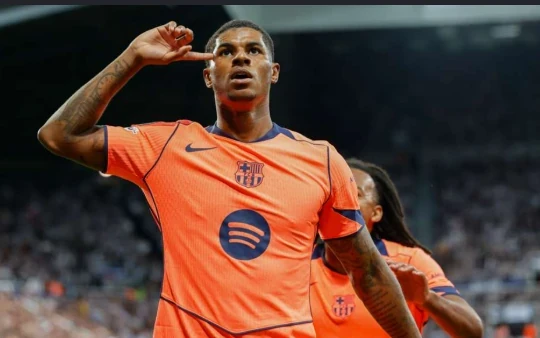 Marcus Rashford và nghịch lý 30 triệu euro: Hiệu suất bùng nổ khiến Barcelona cân não