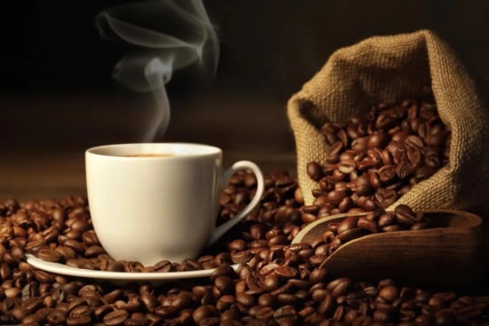 Giá cà phê hôm nay 11/5/2026: Robusta tăng Arabica giảm