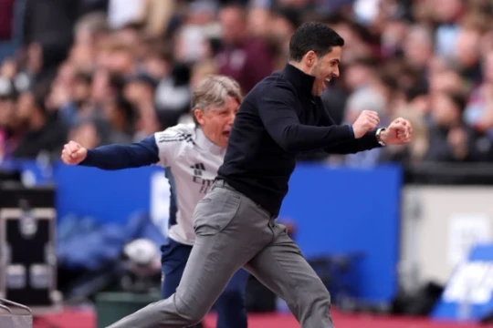 Arsenal thắng West Ham 1-0: Canh bạc mạo hiểm của Arteta và dấu ấn Odegaard