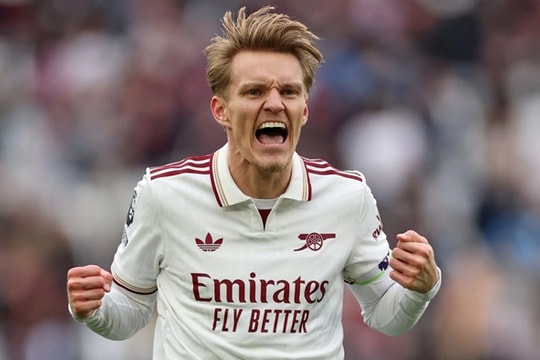 Martin Odegaard tỏa sáng rực rỡ giúp Arsenal đánh bại West Ham và sửa sai cho Mikel Arteta