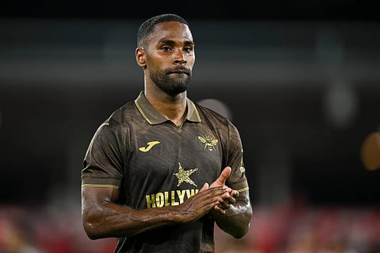 Man Utd nhắm Rico Henry thay thế Luke Shaw: Cơ hội chiêu mộ hậu vệ trái miễn phí chất lượng
