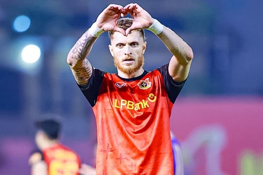 Nguyễn Tài Lộc và bước ngoặt lịch sử: Khi nghệ sĩ V-League sẵn sàng khoác áo Đội tuyển Việt Nam