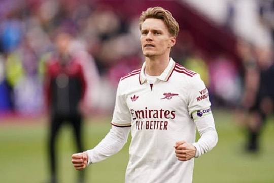 95 giây bùng nổ của Martin Odegaard: Khi thủ quân Arsenal tái hiện bản ngã siêu việt