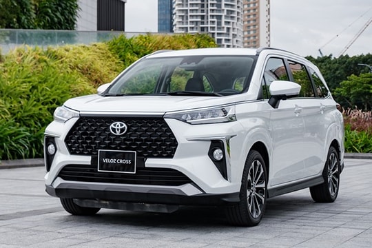 Toyota Veloz Cross 2026: Ưu đãi 100% lệ phí trước bạ và giá lăn bánh tháng 5/2026