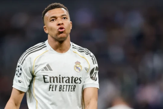 Real Madrid và nghịch lý Kylian Mbappe: Khi hiệu suất ghi bàn không đi kèm với danh hiệu tập thể