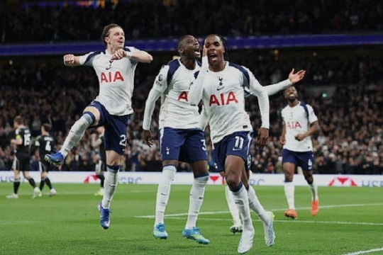 Tottenham lỡ cơ hội bứt phá: Sai lầm của Mathys Tel và bài toán trụ hạng của De Zerbi