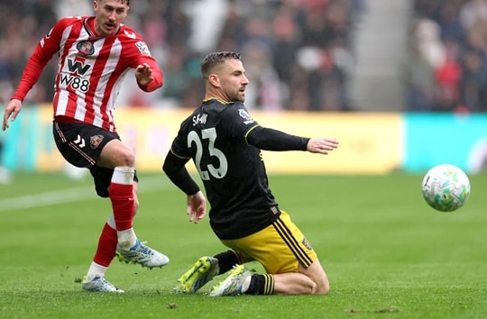 Luke Shaw lọt danh sách sơ bộ tuyển Anh dự World Cup sau mùa giải bùng nổ