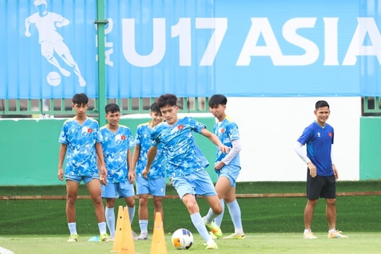 Chuyên gia hiến kế giúp U17 Việt Nam đánh bại UAE tại giải châu Á