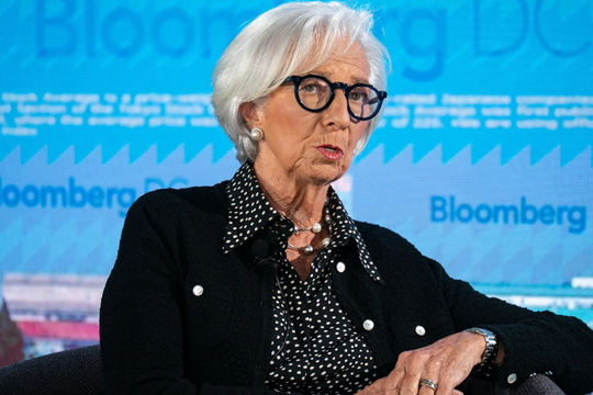 ECB dự kiến tăng lãi suất hai lần trong năm 2026 để kiểm soát lạm phát