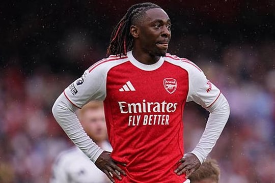 Nghịch lý 10 triệu bảng giúp Arsenal có đồng minh Crystal Palace trong cuộc đua vô địch