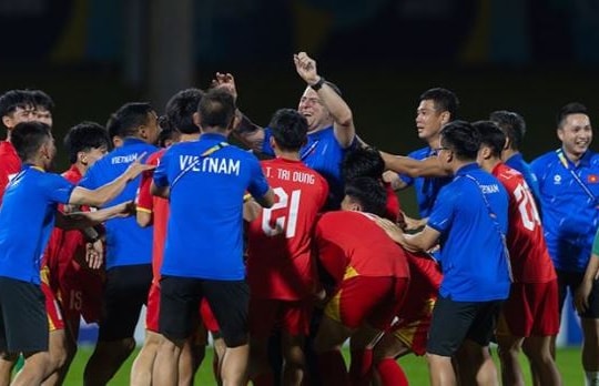 U17 Việt Nam hạ UAE 3-2 để giành vé lịch sử dự FIFA U17 World Cup