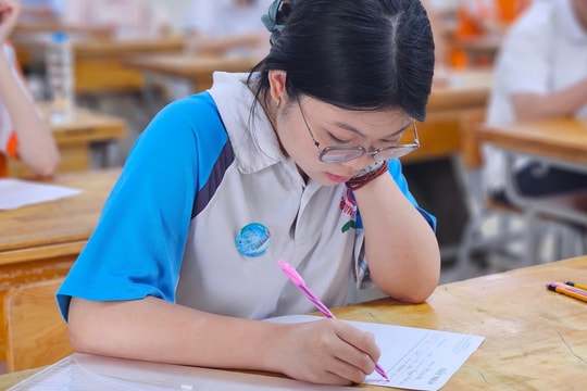 Quy định màu mực khi thi tốt nghiệp THPT 2026