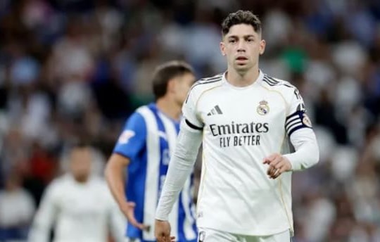 MU theo đuổi Federico Valverde, Real Madrid kích hoạt bom tấn Rodri