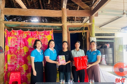 Gieo yêu thương từ việc học và làm theo Bác